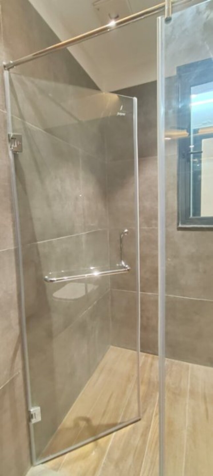 Bathroom, dlf phase ii 4 Bedroom 300 Sq.Yd. Builder Floor In Dlf Phase ii Gurgaon 9388174