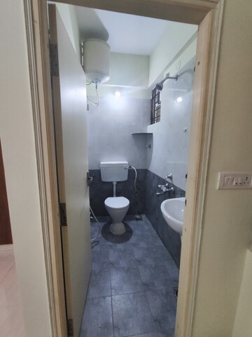 Team Area in 2 BHK Builder Floor at Koramangala – for Rent