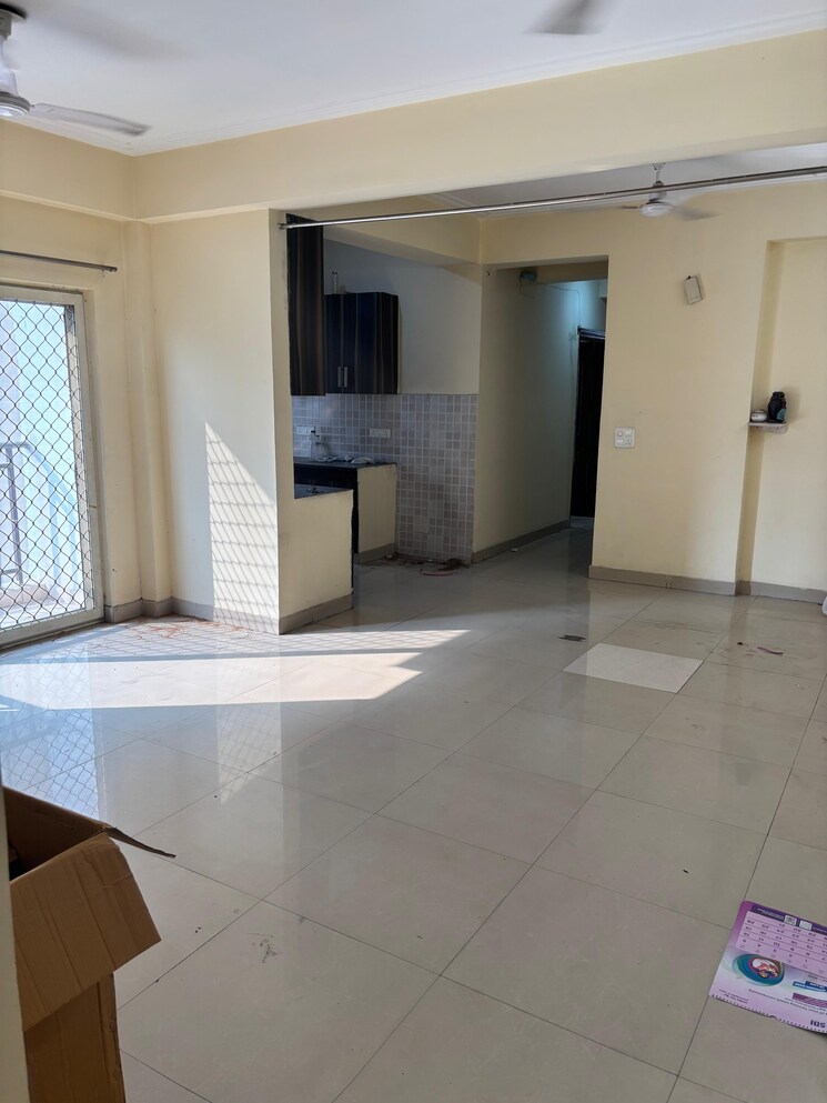 Room, skytech-matrott 3 Bedroom 1455 Sq.Ft. Apartment In Sector 76 Noida 9388216