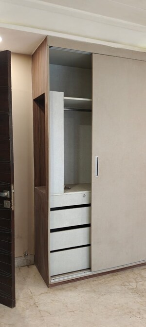 Room in 2 BHK Builder Floor at Subhash Nagar – for Rent