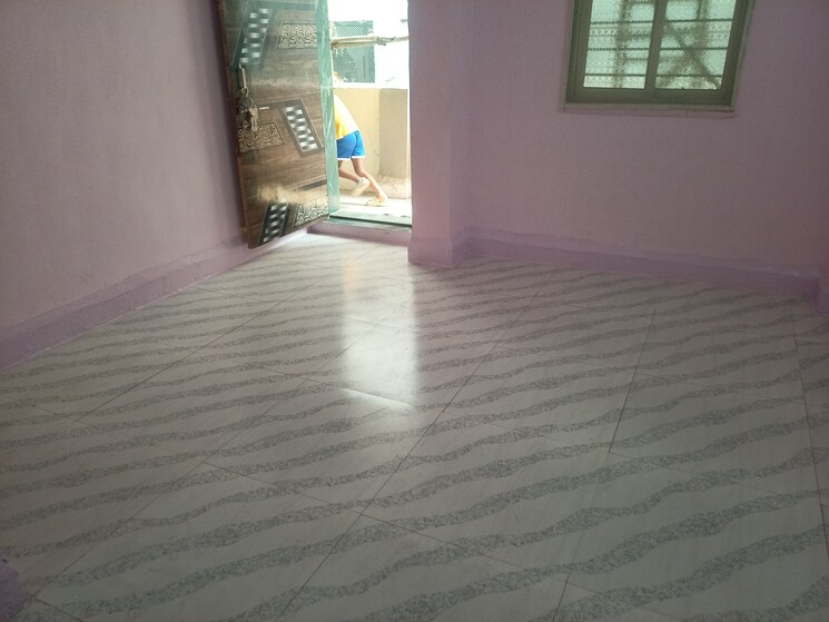 Room, adarsh-nagar-society 1 RK 225 Sq.Ft. Apartment In Worli Mumbai 9388235