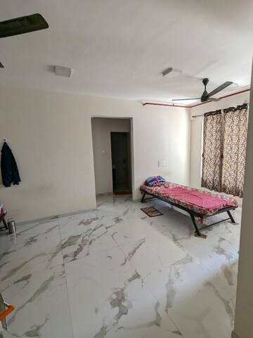 2 BHK Apartment For Rent in Dotom Isle, Malad West