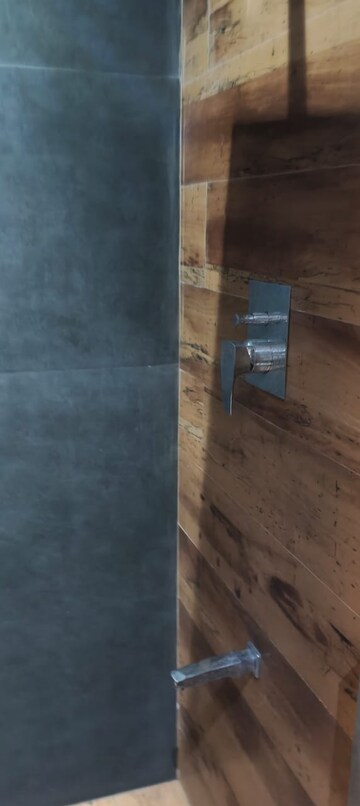 Furnished Amenities in 2 BHK Builder Floor at Subhash Nagar – for Rent