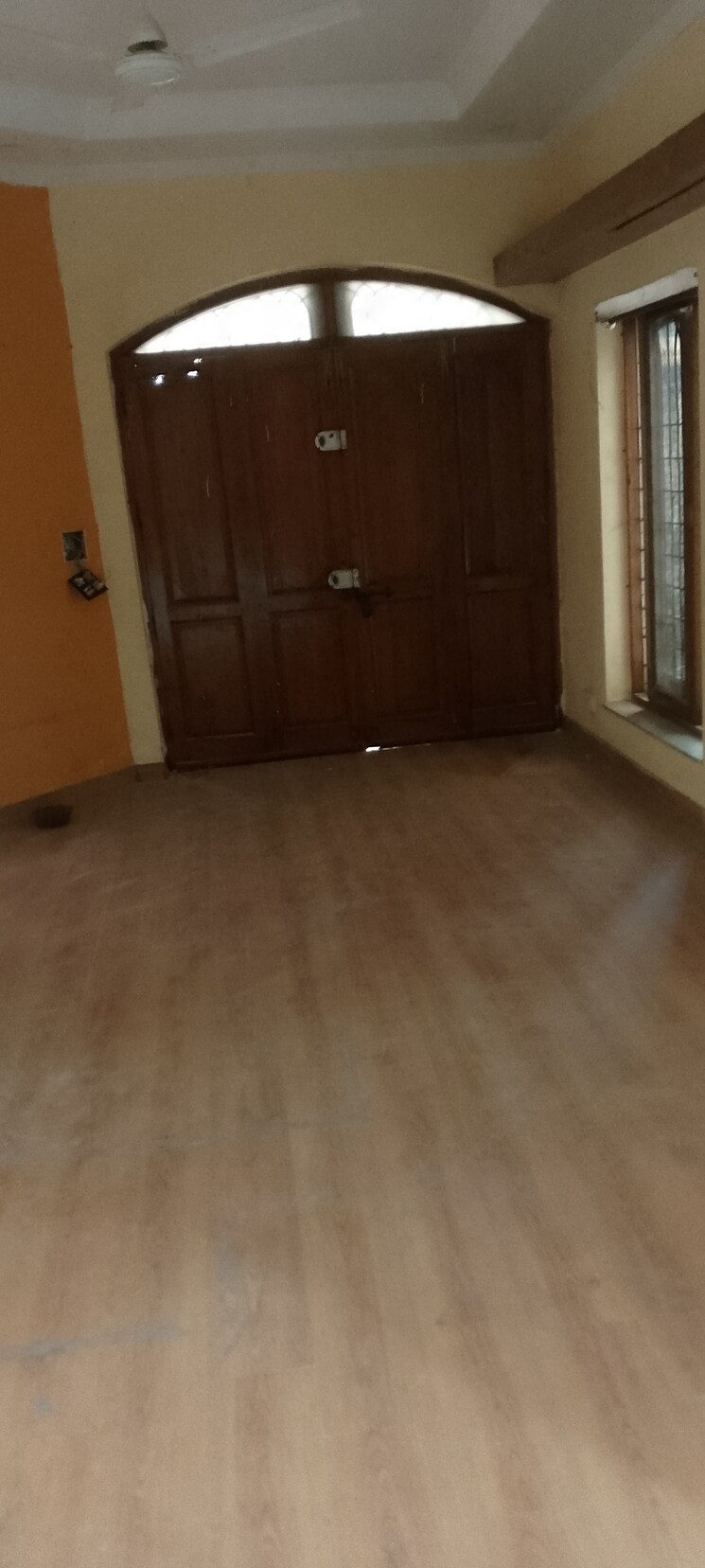 Room, spring-field 3 Bedroom 1550 Sq.Ft. Builder Floor In Sector 31 Faridabad 9388246