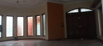 Room in 3 BHK Builder Floor at Spring Field, Sector 31 – for Rent