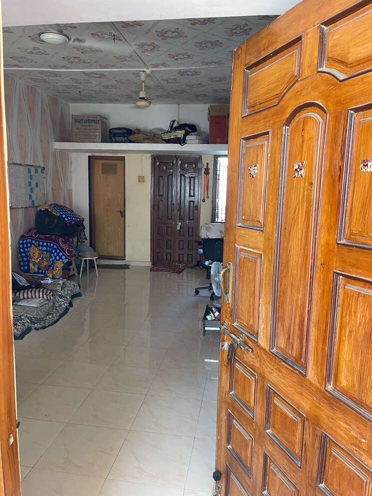 Living Room, anand mahal road 3 Bedroom 770 Sq.Ft. Independent House In Anand Mahal Road Surat 9388242