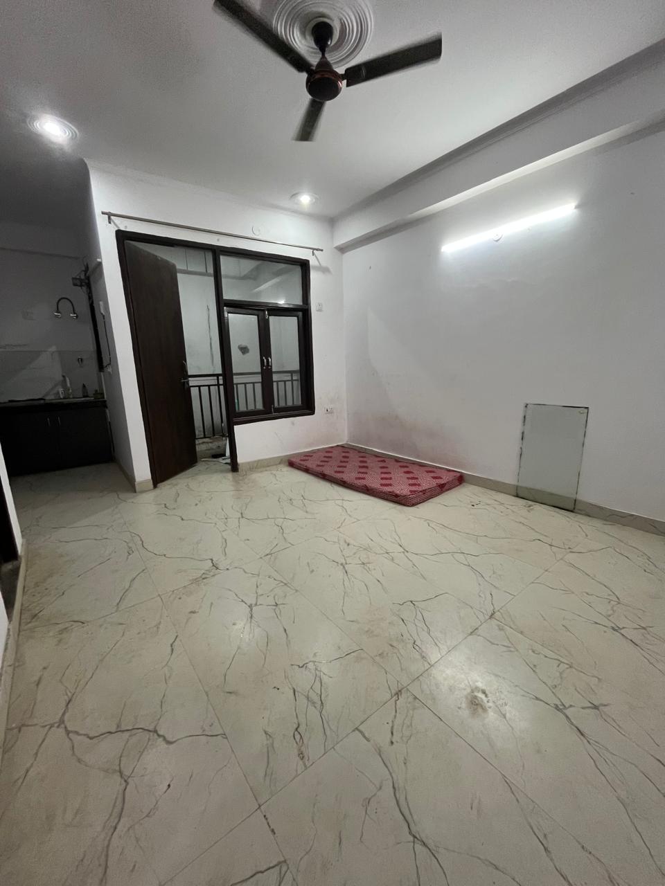 1 BHK Builder Floor For Rent in Nebsarai 