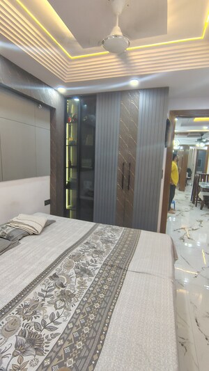 Bedroom in 4 BHK Builder Floor at Dwarka Mor – for Rent