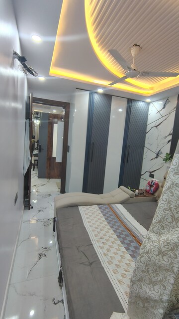 Bedroom in 4 BHK Builder Floor at Dwarka Mor – for Rent