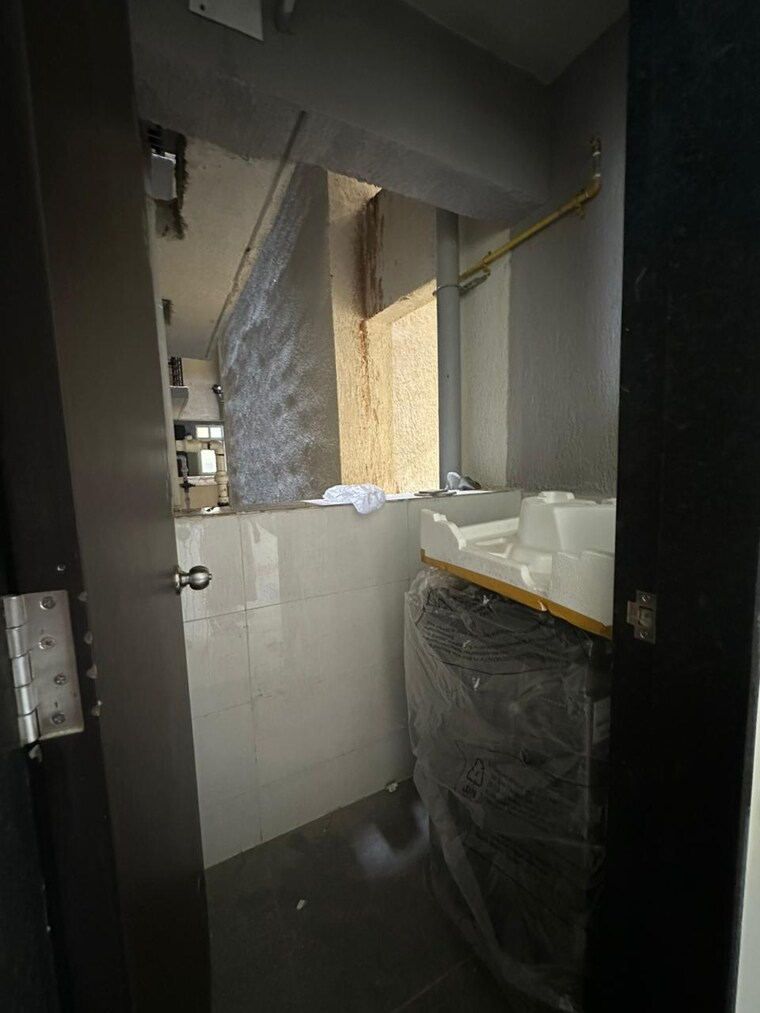 Bathroom, kolte-patil-life-republic-r-10 2 Bedroom 650 Sq.Ft. Apartment In Hinjewadi Pune 9388302