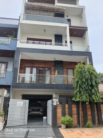1 BHK Builder Floor – Exterior View View at Sector 28 - for Rent