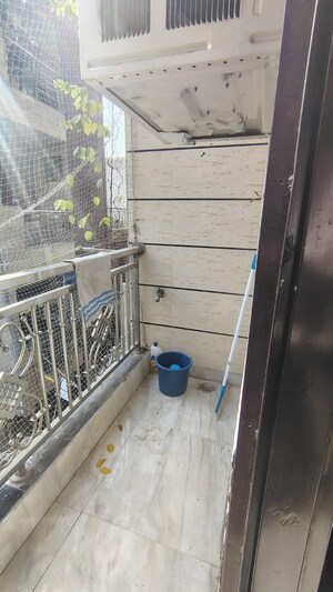 Balcony in 3 BHK Builder Floor at Dwarka Mor – for Rent