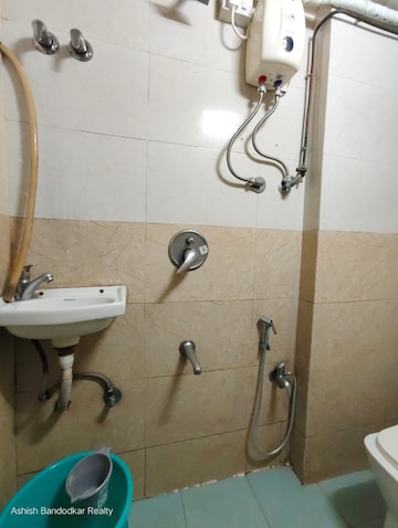 Furnished Amenities in 1 RK Apartment at Silver Castle Andheri East, Andheri East – for Rent