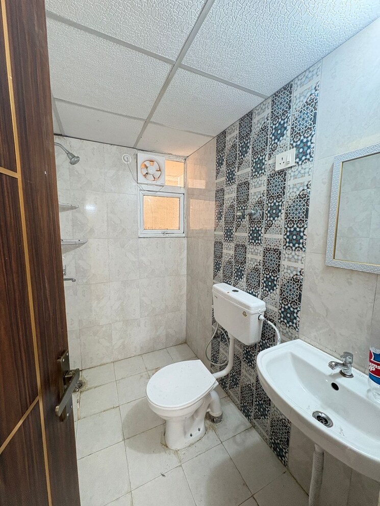 Bathroom, signature-the-millennia-3 2 Bedroom 1000 Sq.Ft. Apartment In Sector 37d Gurgaon 9388364