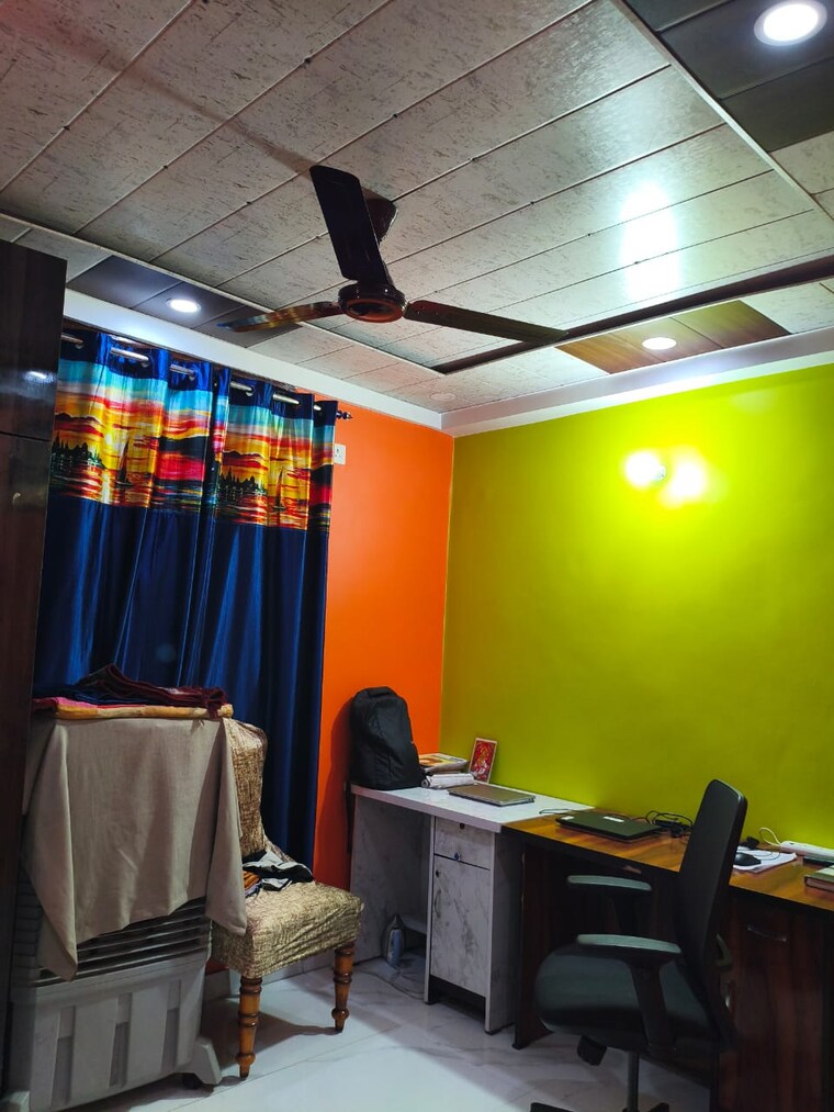 Room, baraula 3 Bedroom 1300 Sq.Ft. Builder Floor In Baraula Noida 9388410