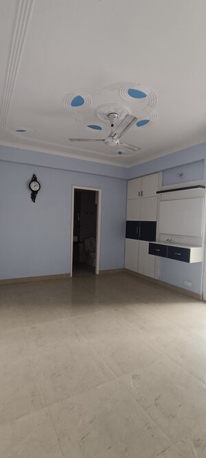 3 BHK Apartment For Rent in Saviour Park, Mohan Nagar