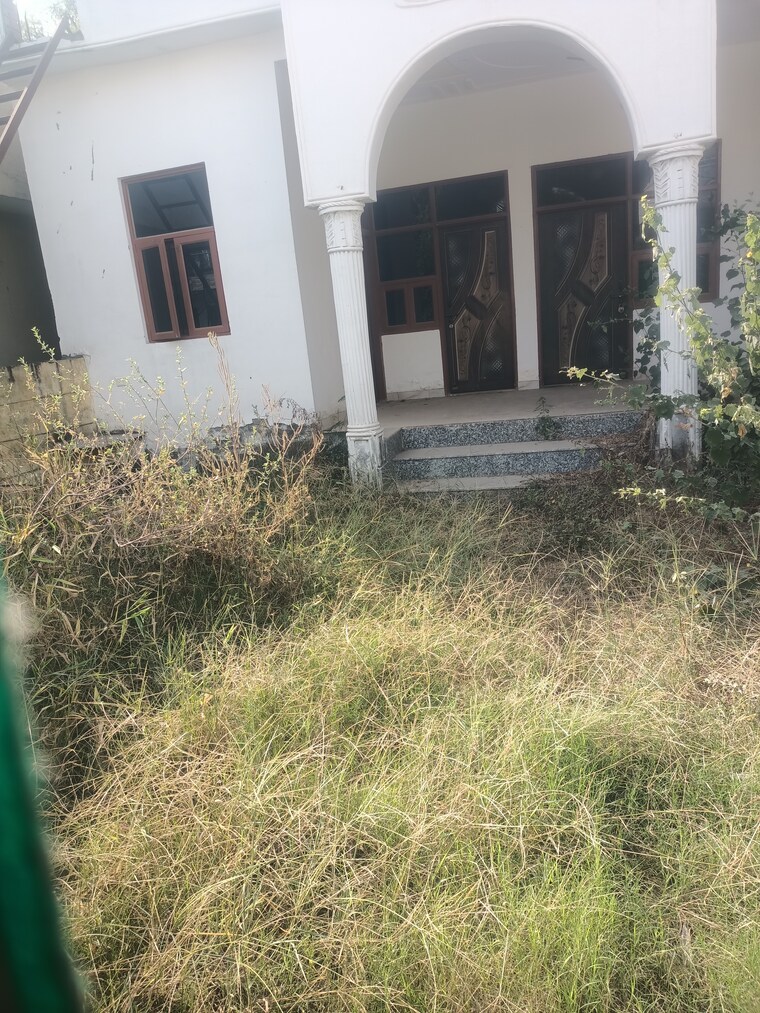 undefined, sector 82 2 Bedroom 160 Sq.Yd. Independent House In Sector 82 Faridabad 9388382