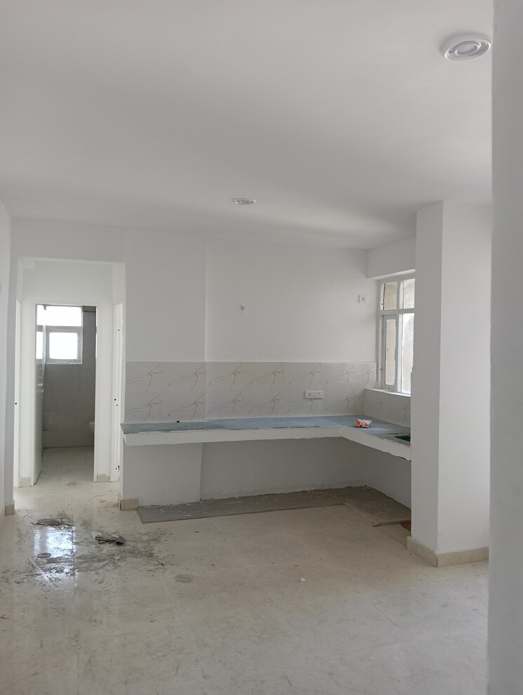 Bathroom, vashisht-heights 2 Bedroom 600 Sq.Ft. Apartment In Sector 87 Faridabad 9388432