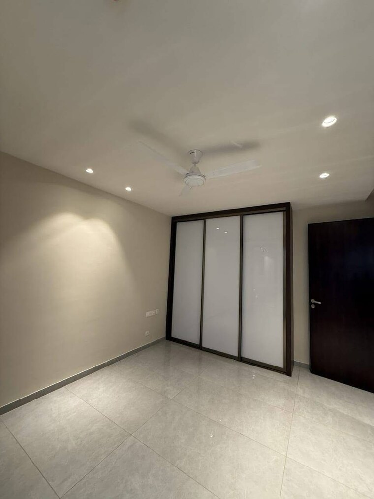 Room, sunny enclave 3 Bedroom 100 Sq.Yd. Independent House In Sunny Enclave Mohali 9388463