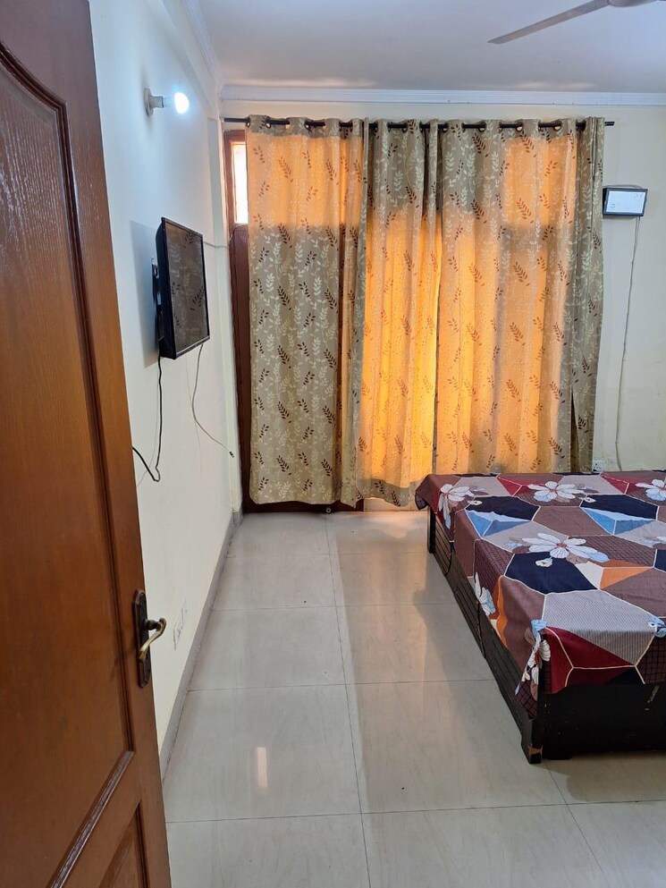 Bedroom, nk-savitry-enclave 2 Bedroom 1350 Sq.Ft. Apartment In Vip Road Zirakpur 9388492