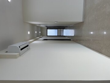 Furnished Amenities in 3 BHK Apartment at Oberoi Realty Esquire, Goregaon East – for Rent