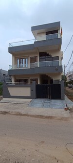 2 BHK + Pooja Room 1500 Sq.Ft. Villa in Gomti Nagar