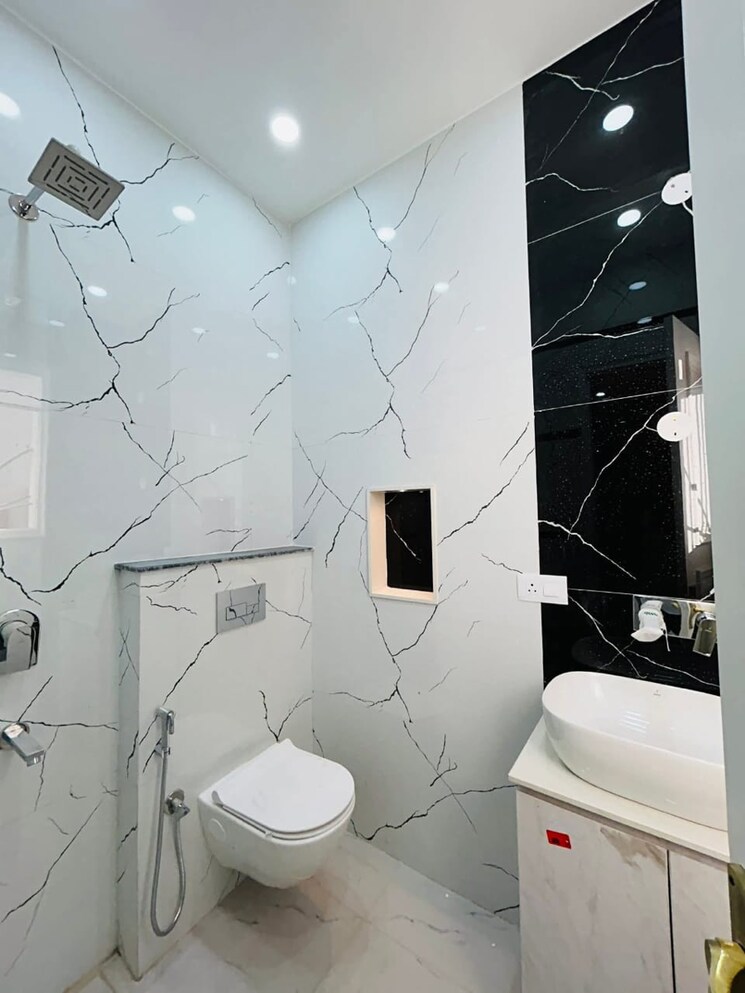 Attached Bathroom, greater mohali 2 Bedroom 1240 Sq.Ft. Apartment In Greater Mohali Mohali 9388543