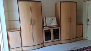 Furnished Amenities in 1 RK Villa at Alkapuri – for Rent