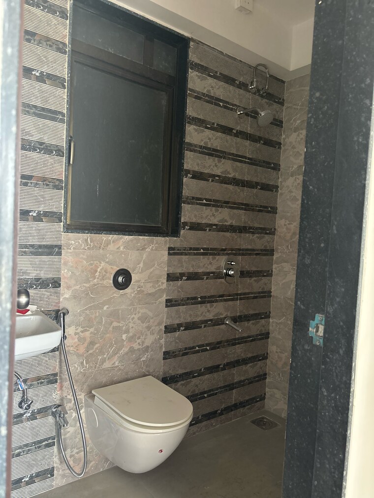 Bathroom, aashna-samadhan 2 Bedroom 501 Sq.Ft. Apartment In Mahatma Jyotibha Phule Nagar Mumbai 9388545