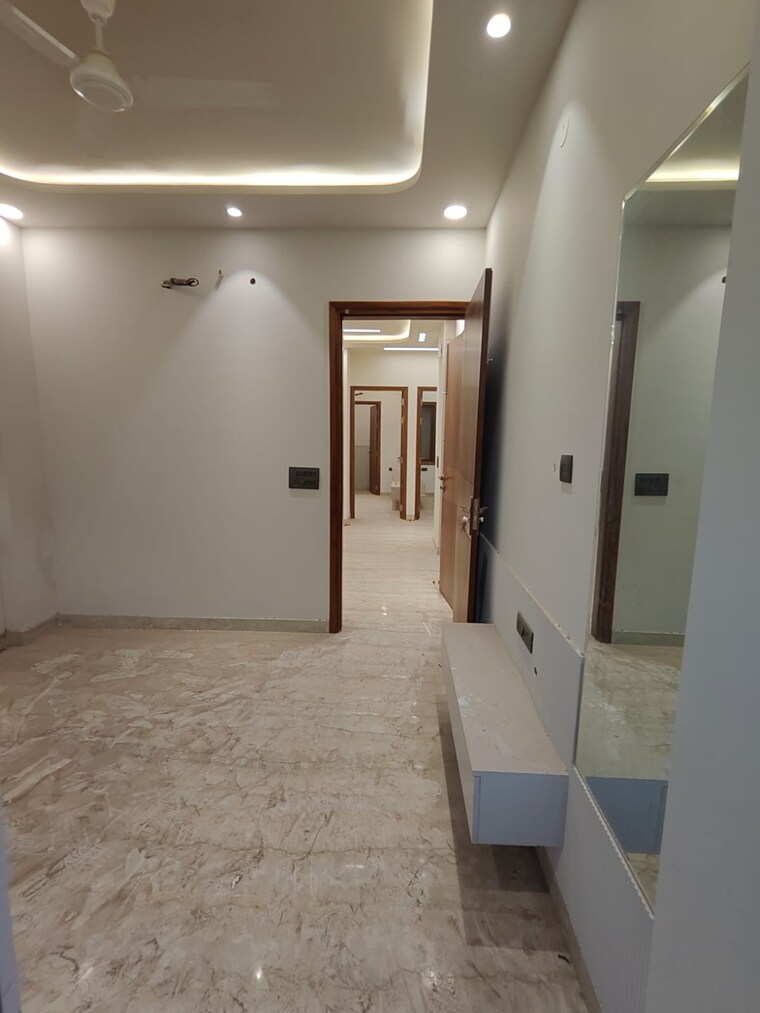 undefined, subhash nagar 2 Bedroom 900 Sq.Ft. Builder Floor In Subhash Nagar Delhi 9388559