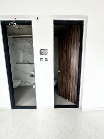   Office Space at Mayur Colony – for Rent