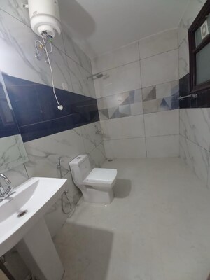 Master Bedroom in 1 BHK Builder Floor at Sector 45 – for Rent