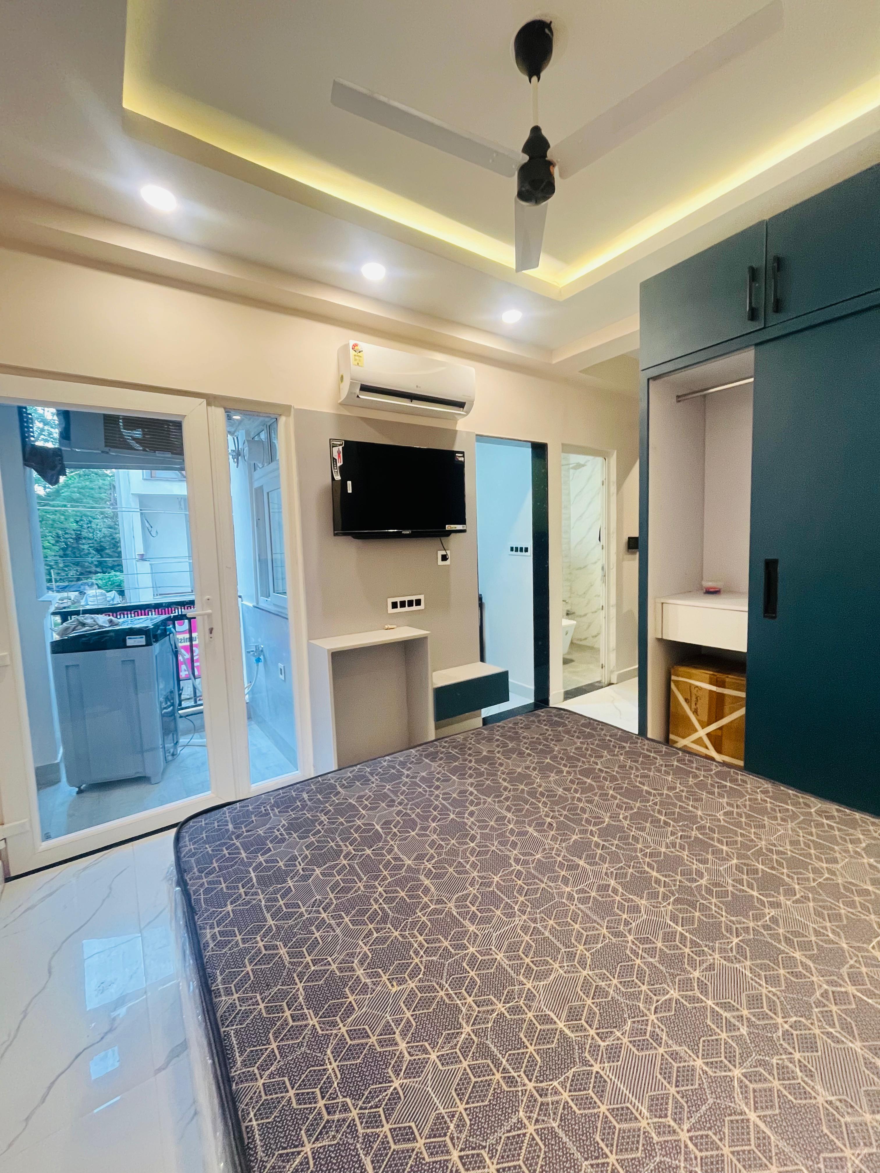 StudioBuilder Floor For Rent in T Block 