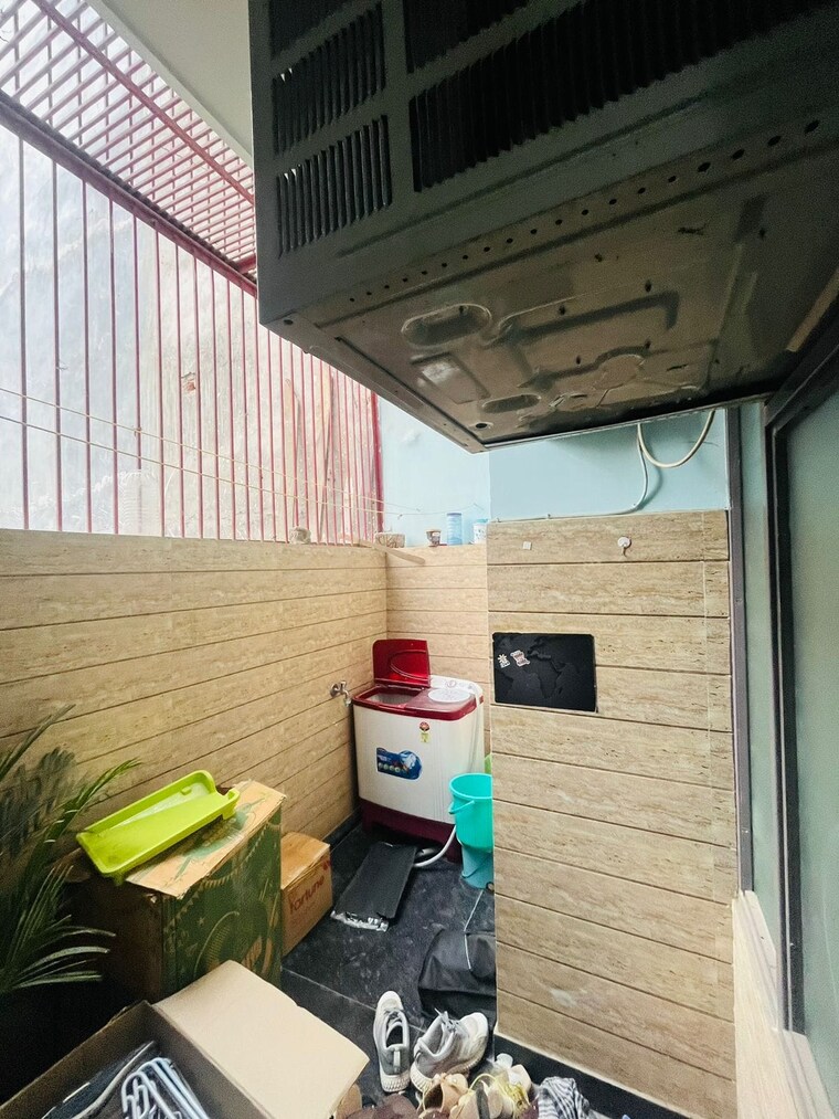  Parking, sector 40 Studio 633 Sq.Ft. Builder Floor In Sector 40 Gurgaon 9388775