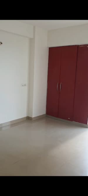 Room in 3 BHK Apartment at AFOWO Raksha Addela, Sector 16c Greater Noida – for Sale