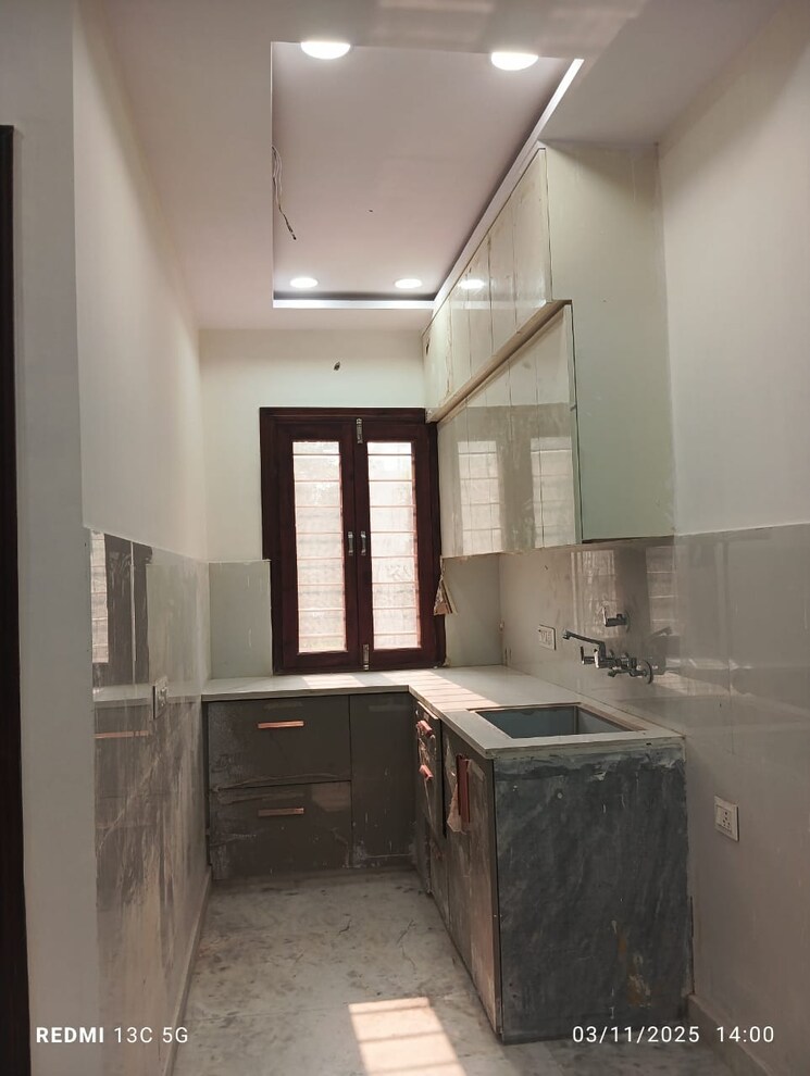 Kitchen, rohini sector 25 3 Bedroom 850 Sq.Ft. Builder Floor In Rohini Sector 25 Delhi 9388846