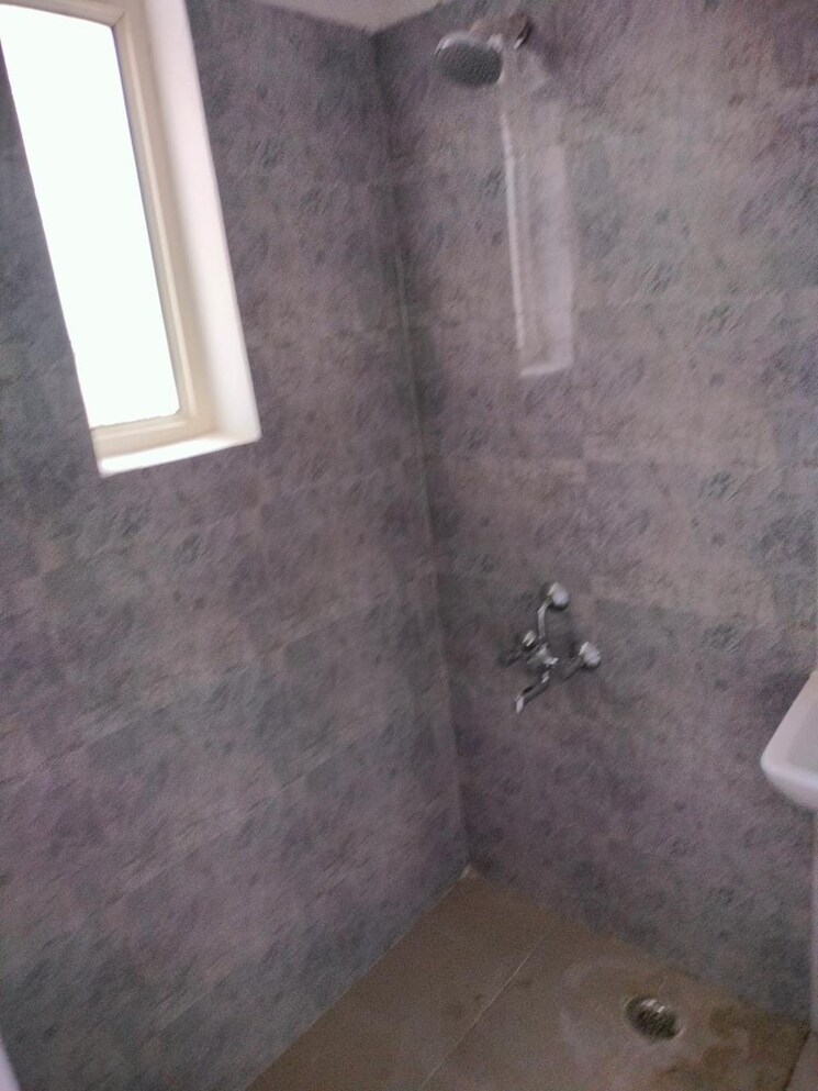 Attached Bathroom, suncity-avenue-76 2 Bedroom 679 Sq.Ft. Apartment In Sector 76 Gurgaon 9388857