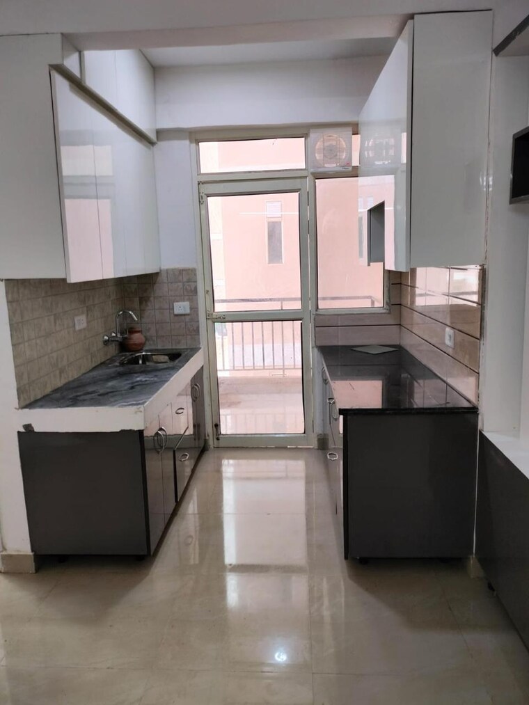 Kitchen, suncity-avenue-76 2 Bedroom 679 Sq.Ft. Apartment In Sector 76 Gurgaon 9388857