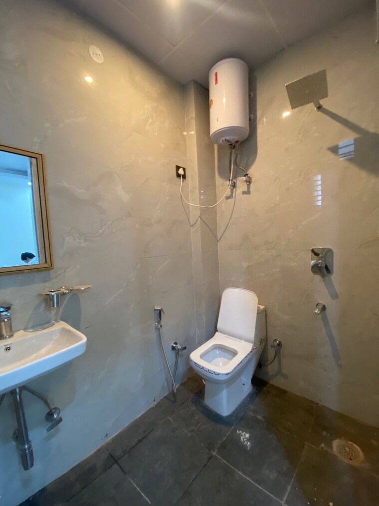 Bathroom, sector 45 Studio 646 Sq.Ft. Builder Floor In Sector 45 Gurgaon 9389133