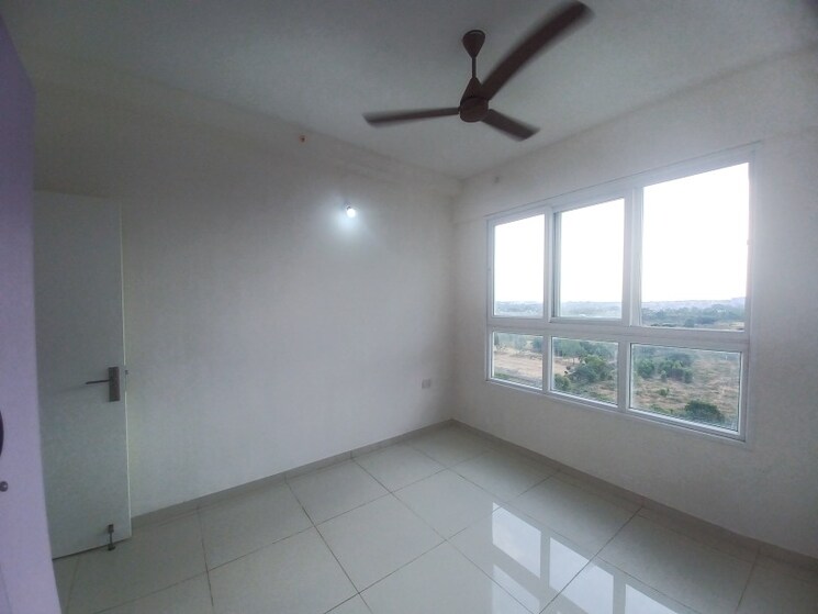 Room, godrej-aqua 2 Bedroom 1140 Sq.Ft. Apartment In International Airport Road Bangalore 9388870