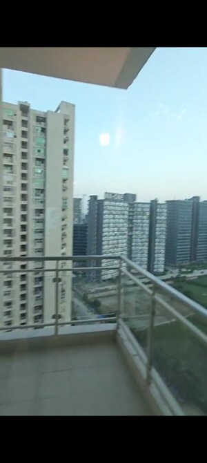 Staircase in 3 BHK Apartment at Gaur Saundaryam, Tech Zone 4 Greater Noida – for Rent