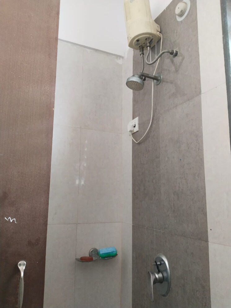 Bathroom, vs-empire-estate 3 Bedroom 1900 Sq.Ft. Apartment In Kharghar Navi Mumbai 9388841