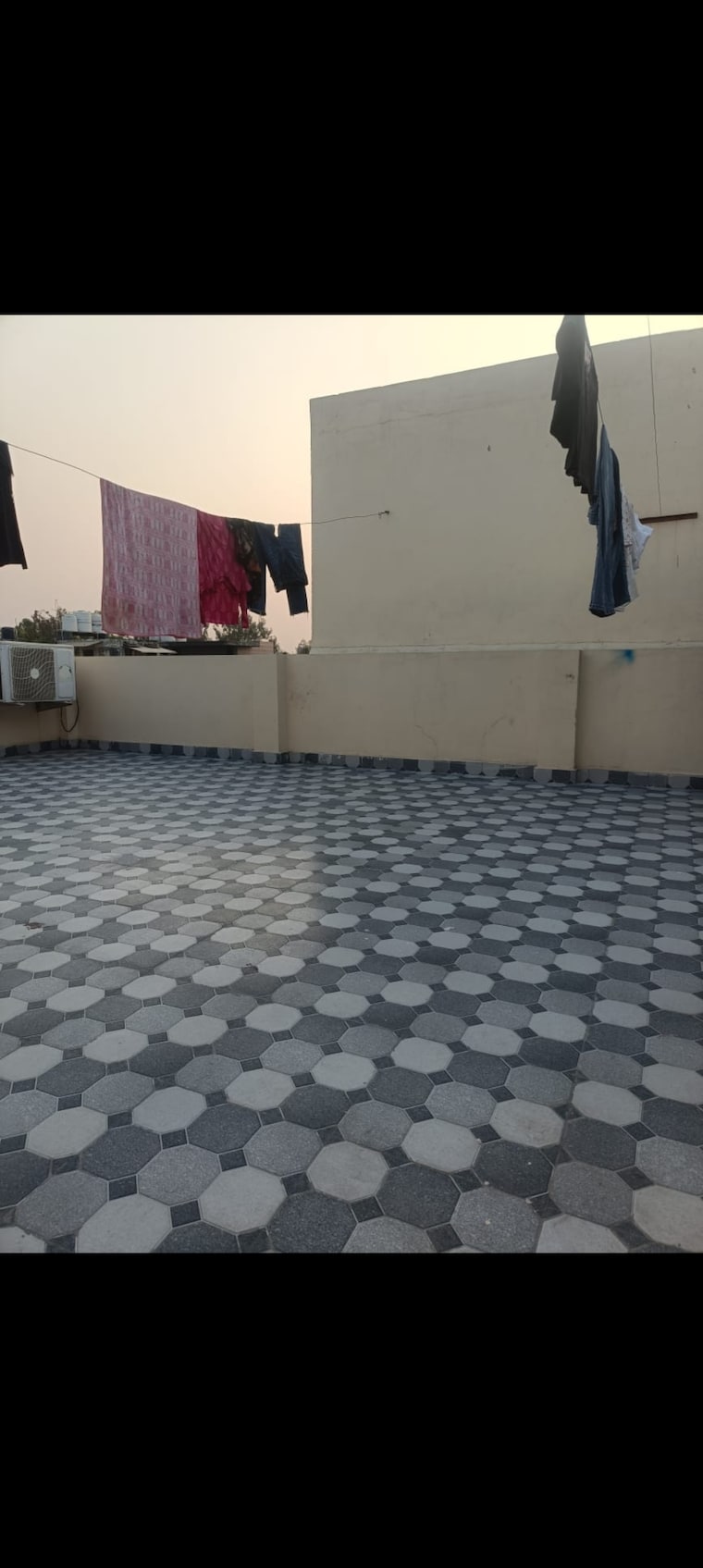 Terrace, mayur vihar 1 1 RK 550 Sq.Ft. Apartment In Mayur Vihar 1 Delhi 9389035