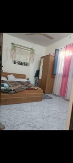 1 Rk  550 Sq.Ft. Apartment in East Delhi 