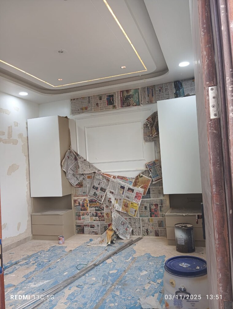 Bathroom, rohini sector 25 3 Bedroom 78 Sq.Mt. Builder Floor In Rohini Sector 25 Delhi 9389059