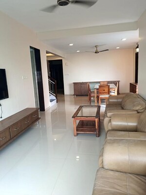 Living Room in 4 BHK Apartment at Bredco Hill View Park, Kandivali East – for Rent