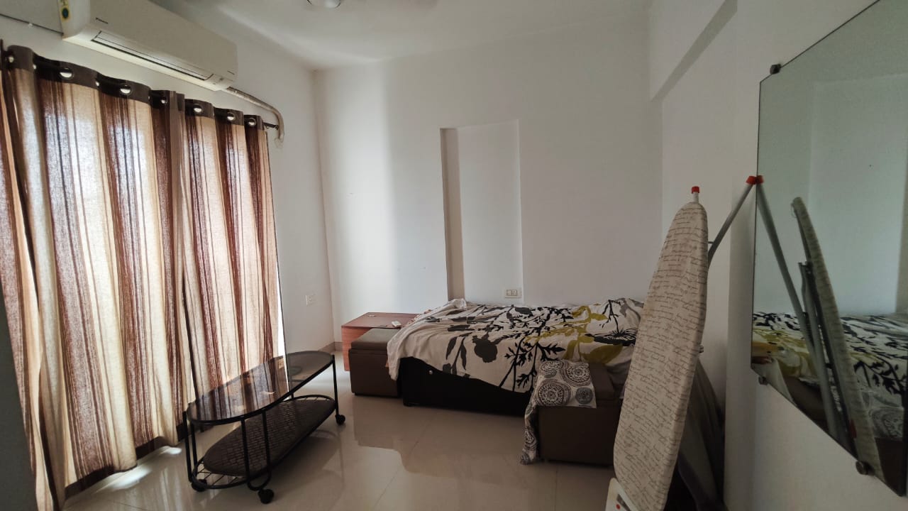 2.5 BHK Apartment For Rent in Pratibha Swastik Plaza C Chs Ltd Avana
