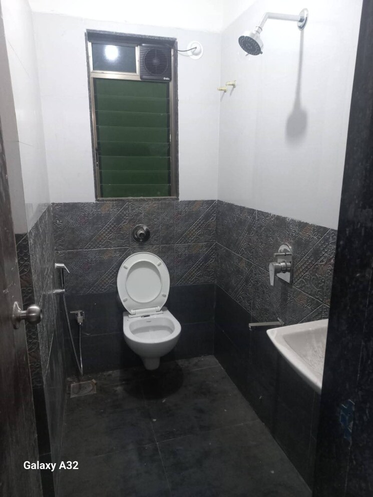 Room, riddhi gardens Pg For Boys & Girls In Riddhi Gardens 9389128