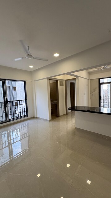 Room in 2 BHK Apartment at Marve View, Malad West – for Rent