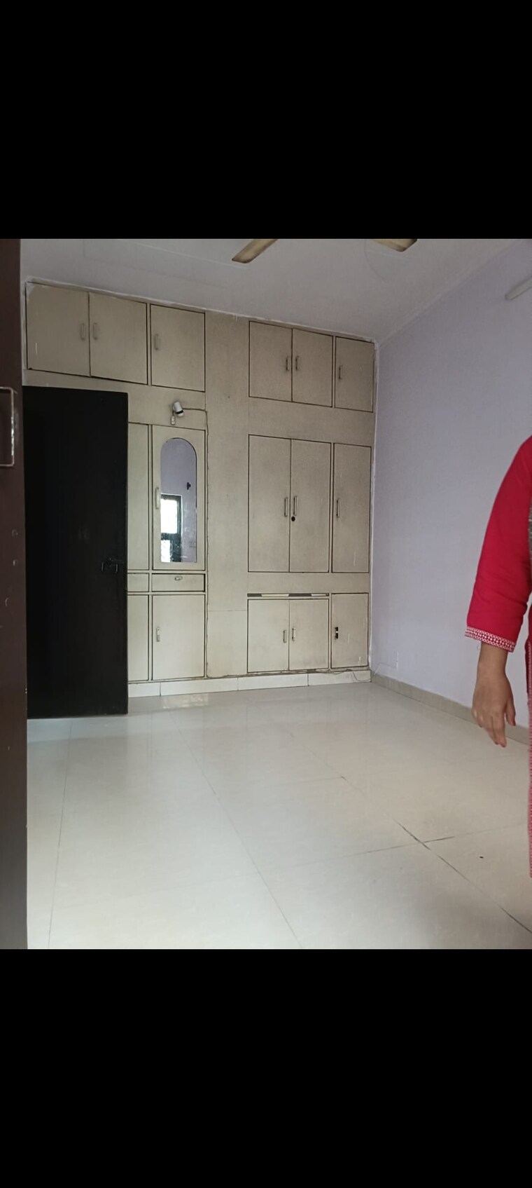 Room, mayur vihar 1 3 Bedroom 1450 Sq.Ft. Apartment In Mayur Vihar 1 Delhi 9389189